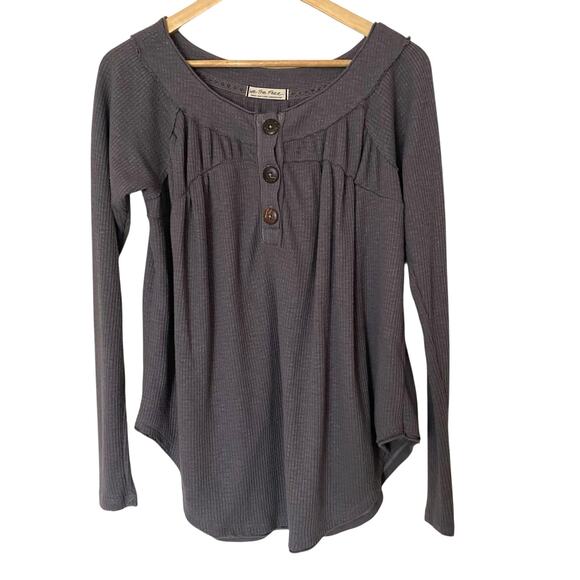 FREE PEOPLE We The Free Must Have Waffle Thermal Henley Top Gray, Size Small - Picture 13 of 13